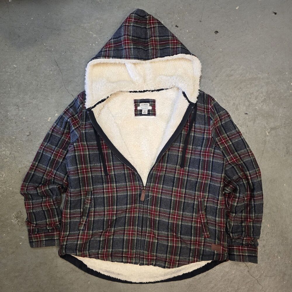 LL Bean Jacket Women M Gray Plaid Hooded Sherpa Lined Flannel Anorak Full Zip